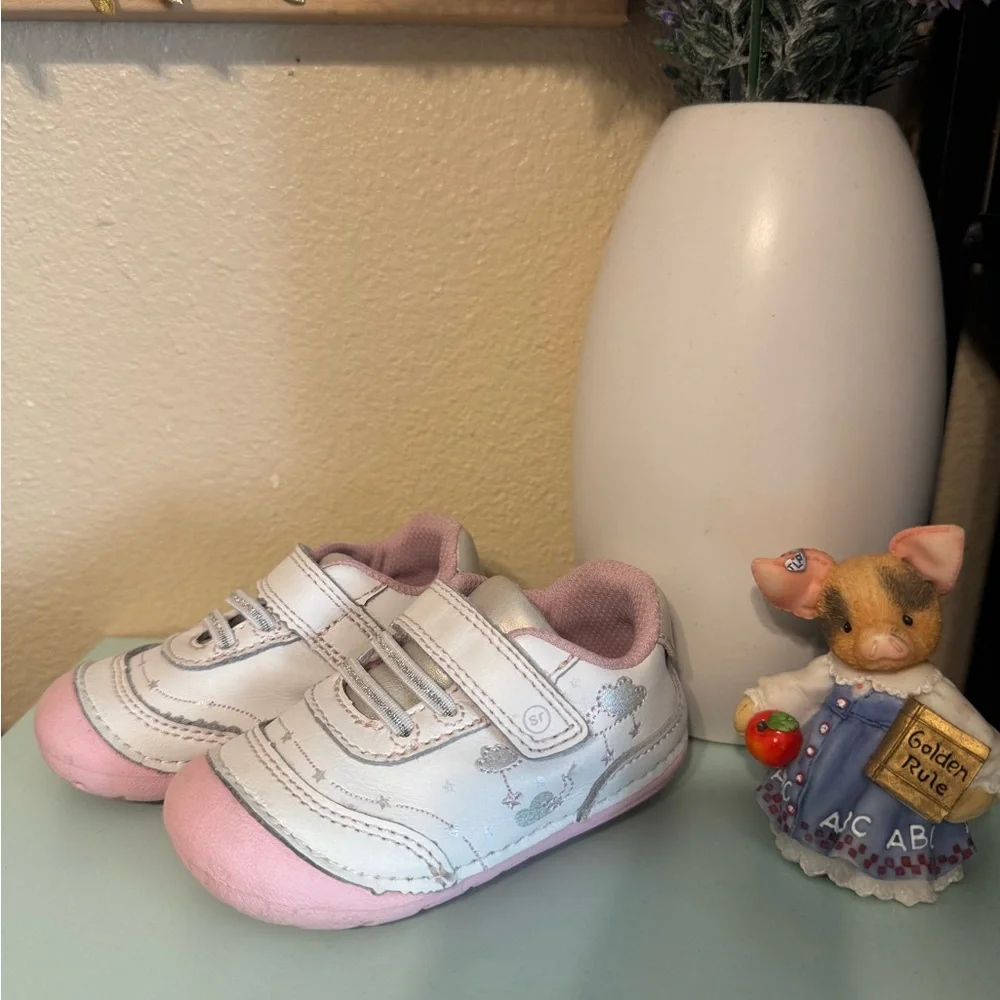 Baby Walker Shoes - Picture 1 of 4